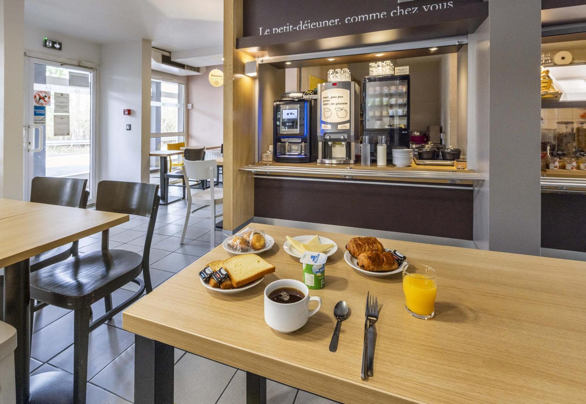 B&B Hotel Perpignan Sud Porte D'Espagne Eksteriør bilde